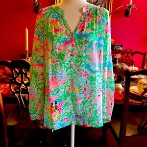 Beautiful Lilly Pulitzer silk Elsa top in Let’s Get Together print - L